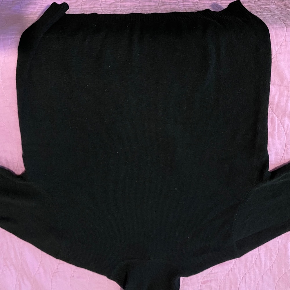 Sweater - Picture 2 of 5